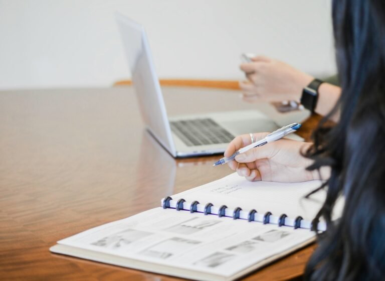 paraphrasing vs plagiarism uk
